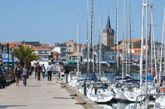 -2014 U VPP LS PORT PLAISANCE PORT PECHE _22025 OM IMAGE BANQUE RS 2026 BD1